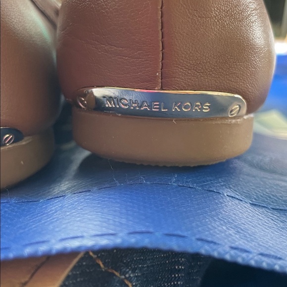 Michael Kors Women’s British Tan Leather Loafers NWOB Sz 6 - Picture 7 of 7